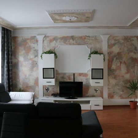 The Lakehouse Villa Neusiedl Am See Wienerstrasse 8 المظهر الخارجي الصورة