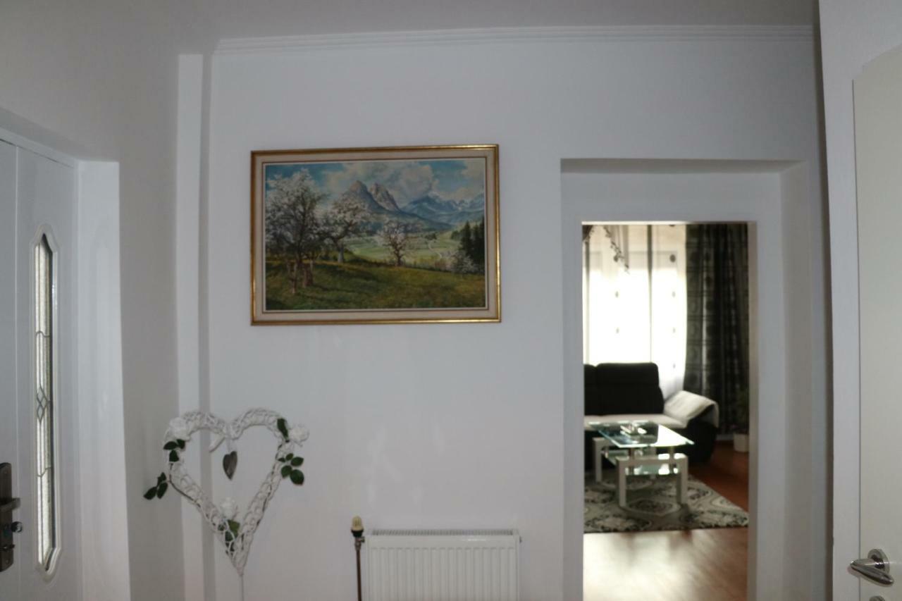 The Lakehouse Villa Neusiedl Am See Wienerstrasse 8 المظهر الخارجي الصورة